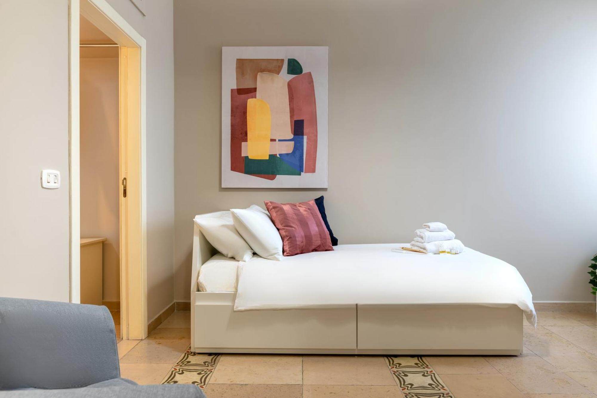 100Mq Maison Paradise - Central & Elegant Apt Бари Екстериор снимка