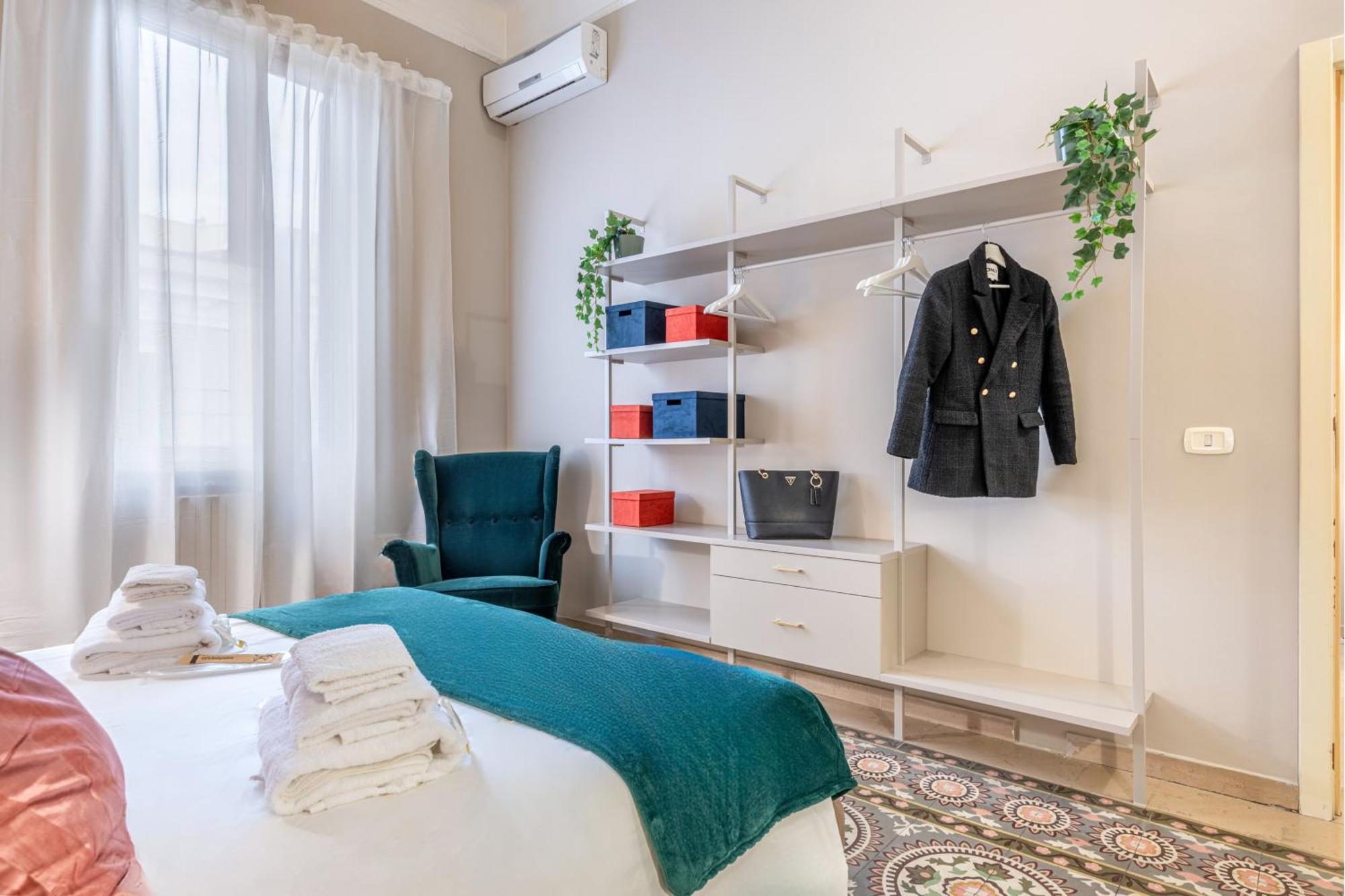 100Mq Maison Paradise - Central & Elegant Apt Бари Екстериор снимка